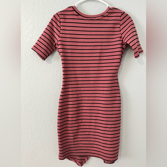 IRIS Cherry Dress - Picture 2 of 8